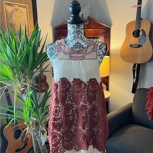White and Red Lace Sleeveless Top